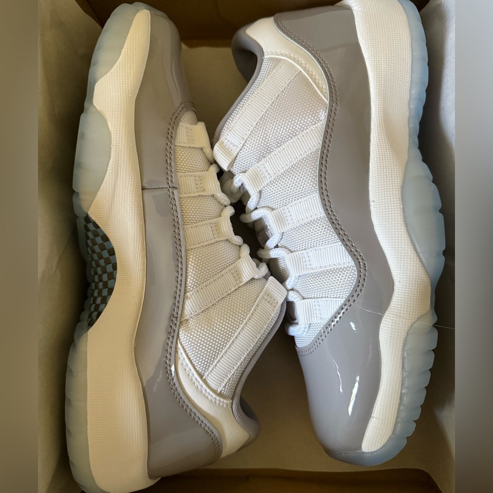 Brand new Jordan 11s woman’s size 8, boys 6.5